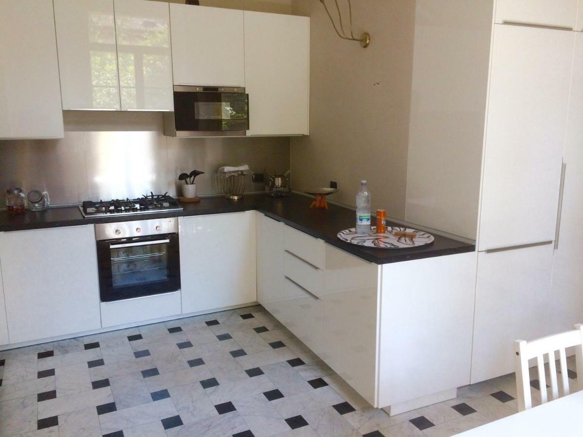 Da Luigi New Apartment เกรโมนา ภายนอก รูปภาพ