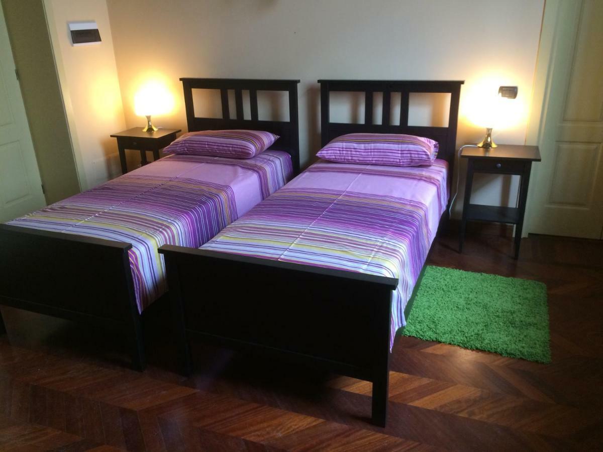 Da Luigi New Apartment เกรโมนา ภายนอก รูปภาพ