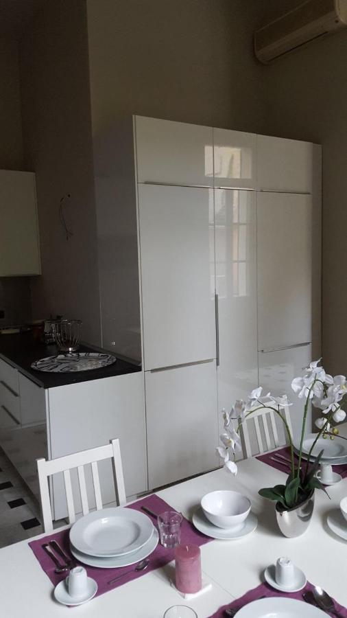 Da Luigi New Apartment เกรโมนา ภายนอก รูปภาพ